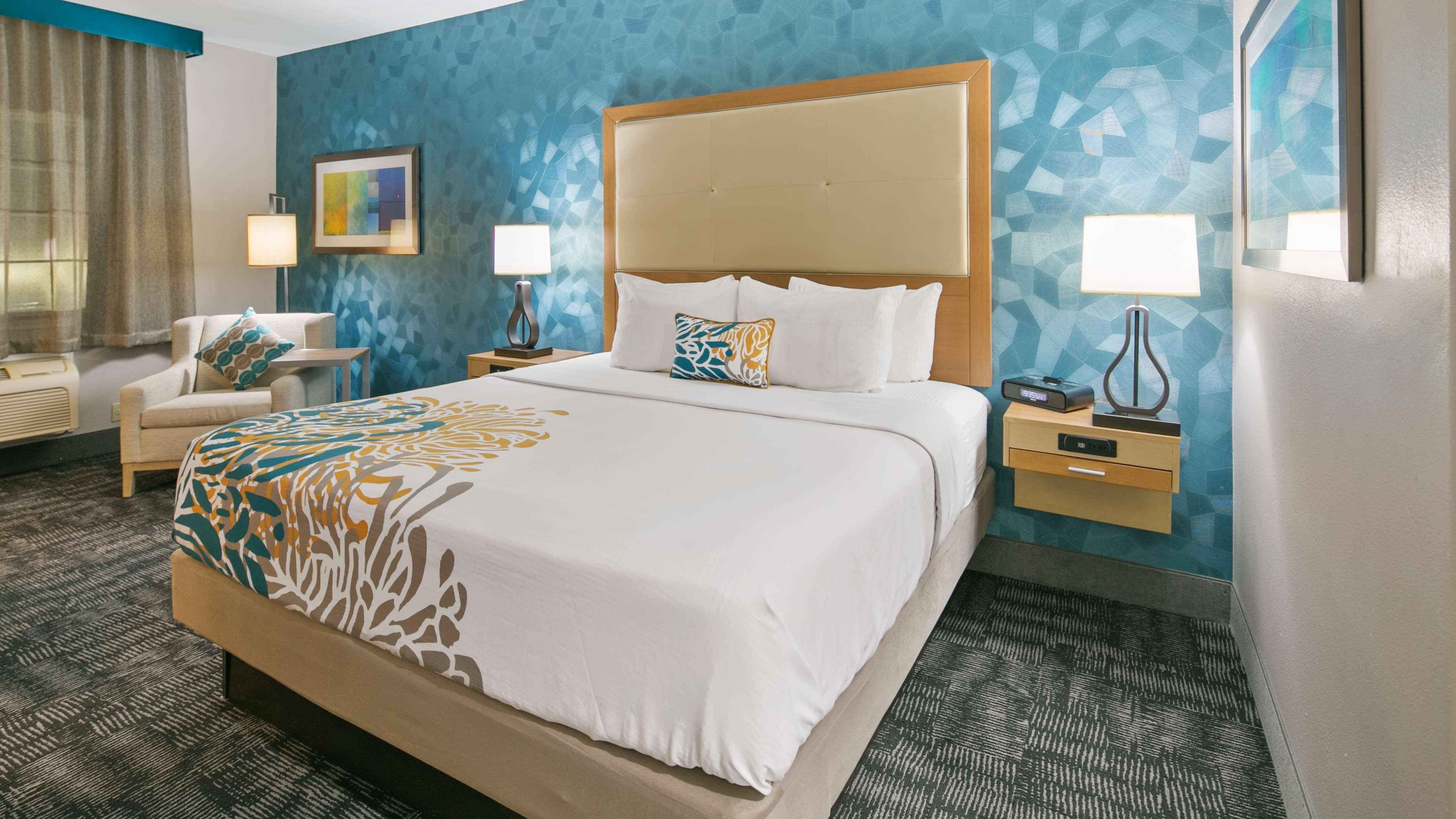 Best Western Plus Houston Atascocita Inn & Suites Humble Exterior photo