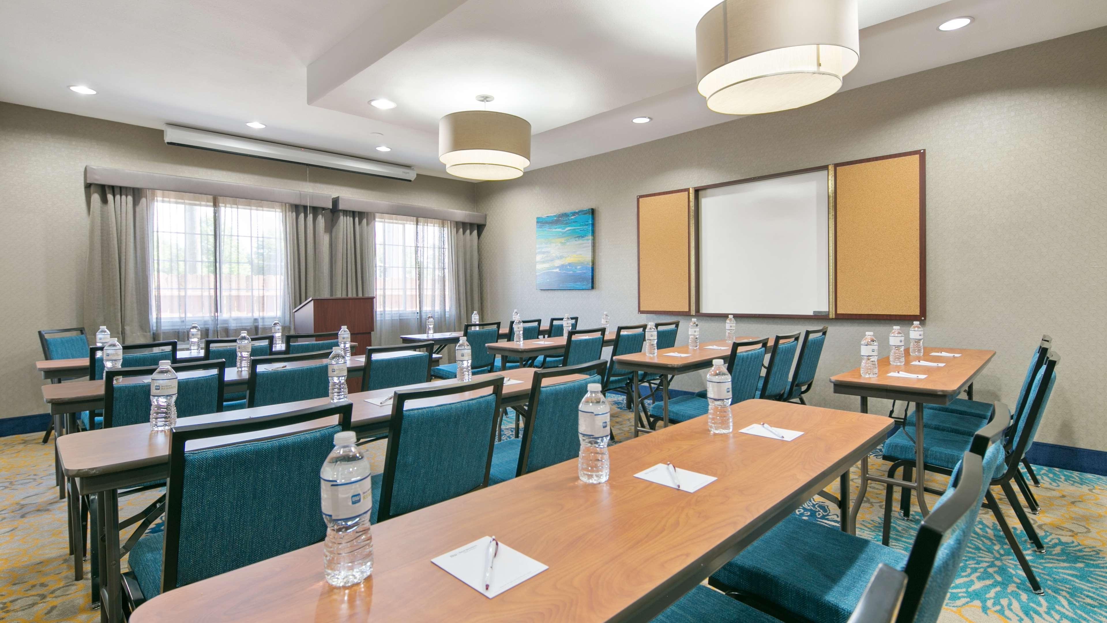 Best Western Plus Houston Atascocita Inn & Suites Humble Exterior photo