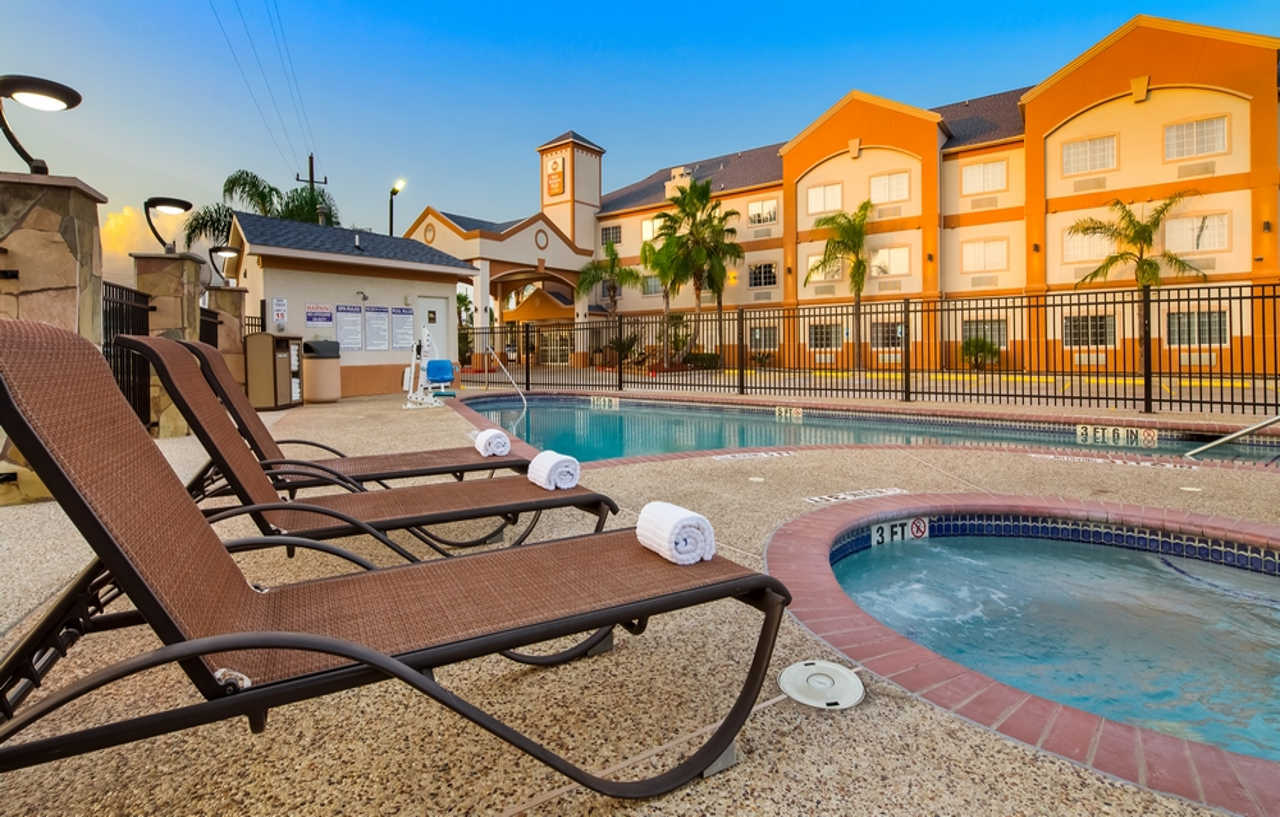 Best Western Plus Houston Atascocita Inn & Suites Humble Exterior photo